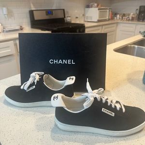 Pristine condition Chanel Sneakers size 37